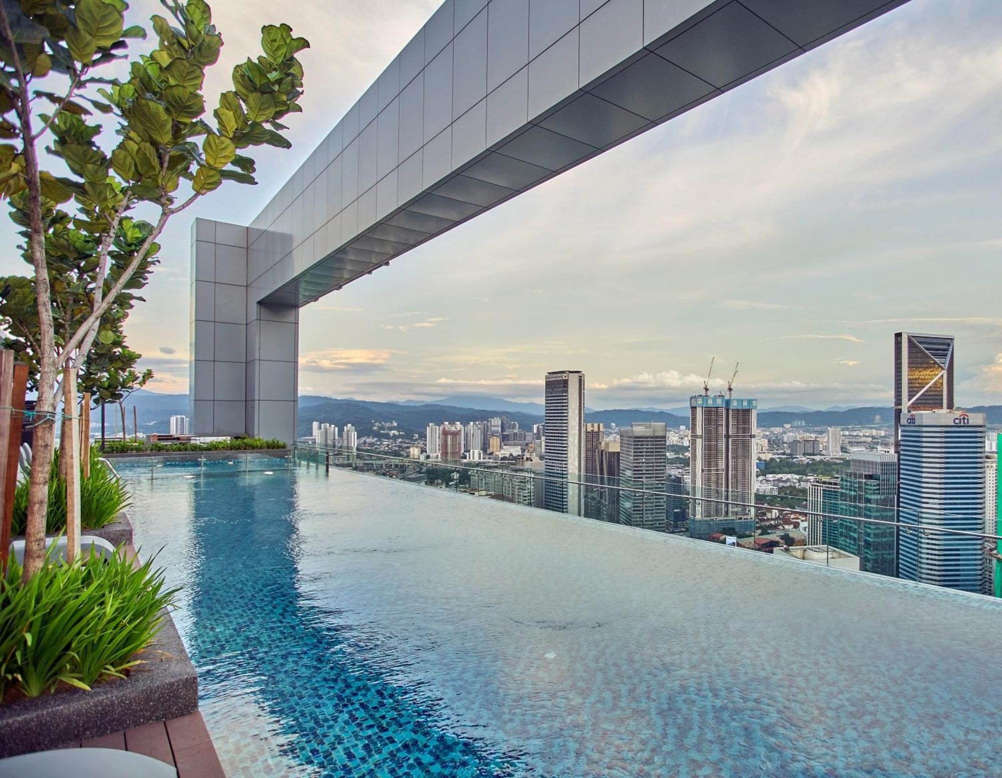 Royce Residence Klcc By Cobnb Kuala Lumpur Exterior photo
